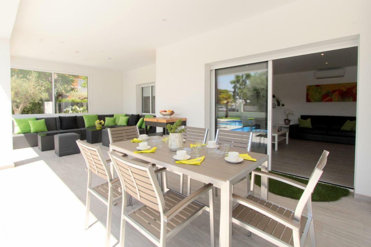 Leon Inmo Villa Magna - 12262 Empuriabrava Exterior foto