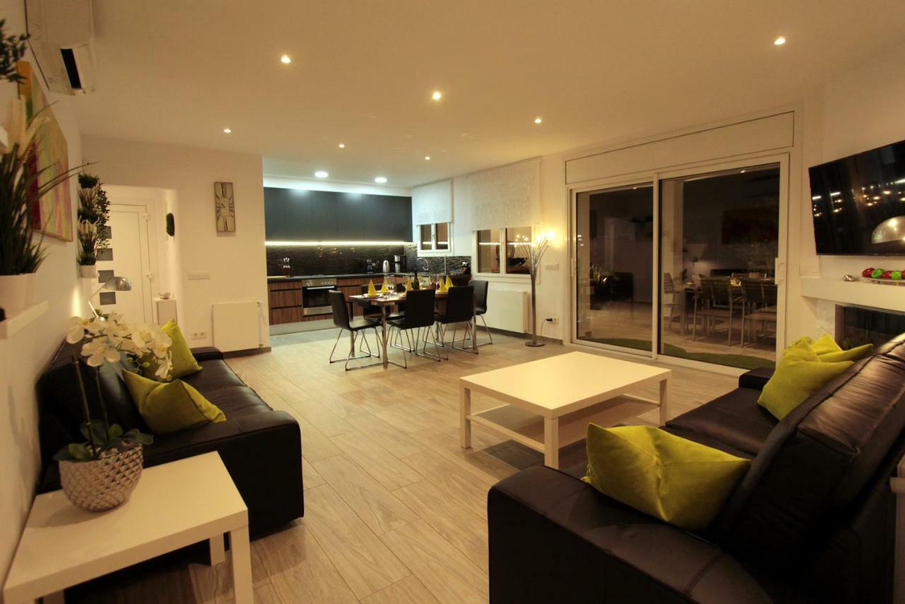 Leon Inmo Villa Magna - 12262 Empuriabrava Exterior foto